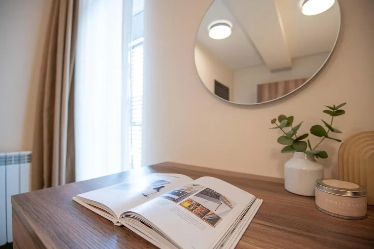 Cozy, Sweet Home With 1 Bedroom On Pekini Avenue Tbilisi 0*,  Geórgia