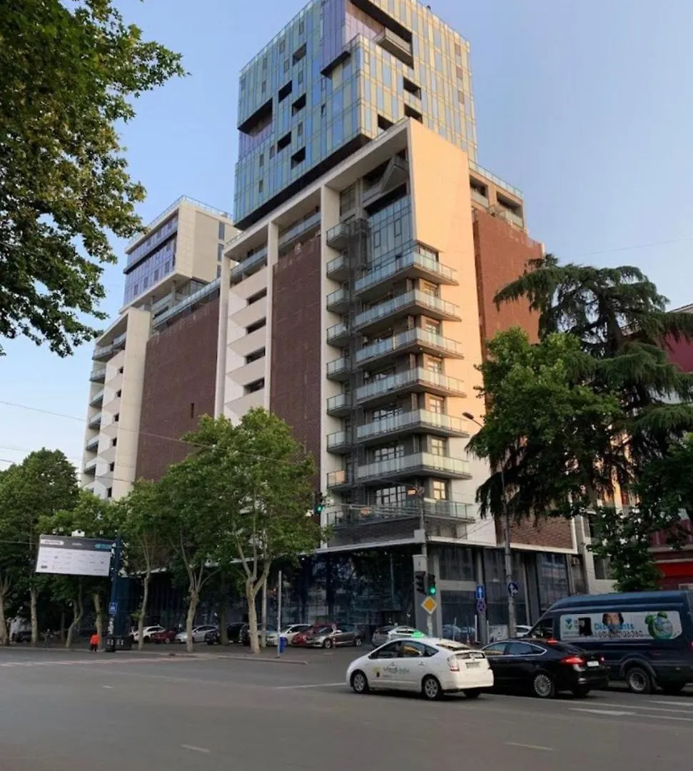 Apartamento Cozy, Sweet Home With 1 Bedroom On Pekini Avenue Tbilisi